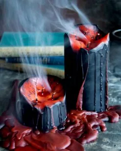 Schwarze Stumpenkerze Mit Vampir Blut 15cm 8 Schwarze Stumpenkerze Mit Vampir Blut 15cm -Halloween Tischdekoration Verkäufe blutende schwarze vampir stumpenkerze black vampire pillar candle with blood tears 50663 031